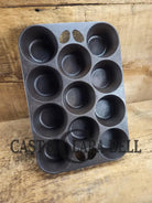 Lovely Griswold No. 10 Popover Pan 949 B. Fully Restored and ready to make the best brownies muffins or cornbread!