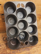 Lovely Griswold No. 10 Popover Pan 949 D. Fully Restored and ready to make the best brownies muffins or cornbread!