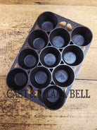 Lovely Griswold No. 10 Popover Pan 949. Fully Restored and ready to make the best brownies muffins or cornbread! SC24