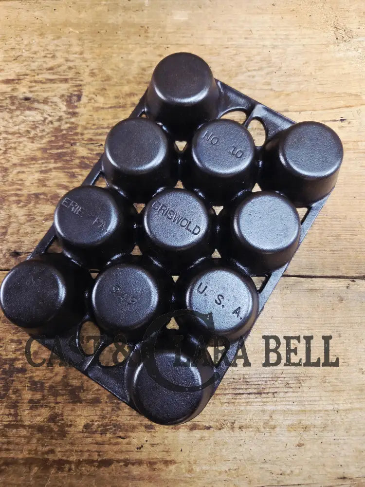 Lovely Griswold No. 10 Popover Pan 949. Fully Restored and ready to make the best brownies muffins or cornbread! SC24