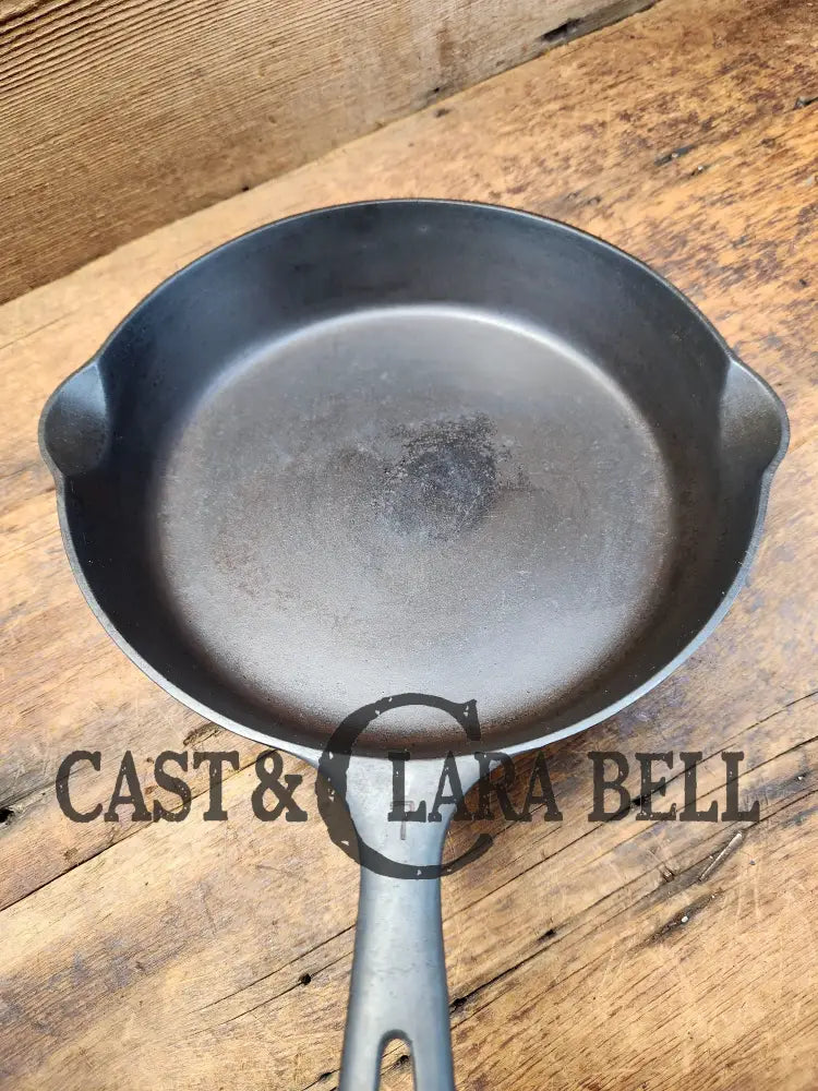 Lovely Griswold No. 7 Cast Iron Skillet With Small Block Logo 701 C