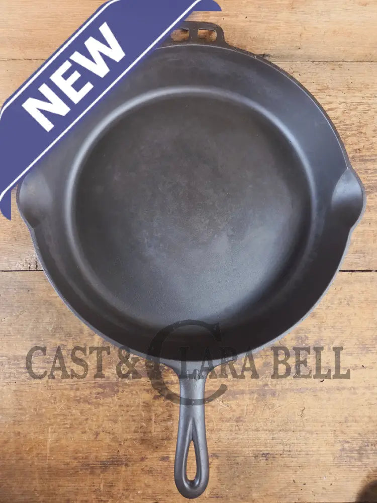 Lucky #13. 1930s Wagner Ware #13 Skillet w/ Stylized Logo Heat Ring 1063. A tough one to find! - Skillet