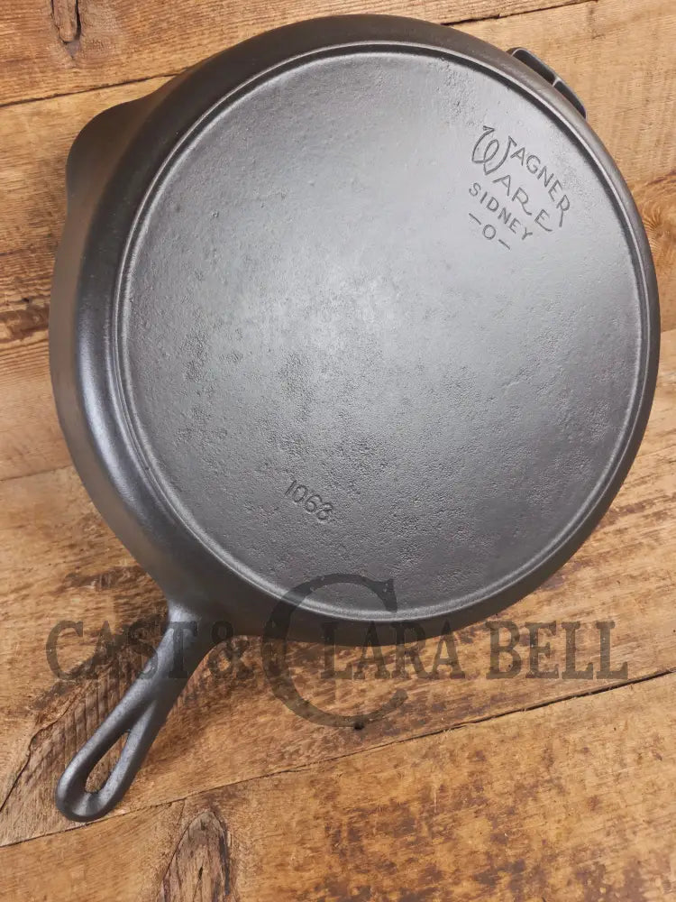 Lucky #13. 1930s Wagner Ware #13 Skillet w/ Stylized Logo Heat Ring 1063. A tough one to find! - Skillet