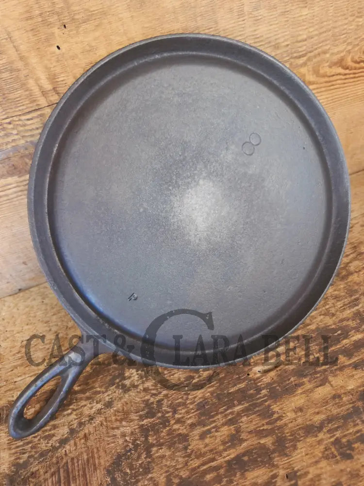Make 100 year old grilled cheese! Earlier 1920’s era Lodge #8 Round Griddle. Raised P Incised 8 - Griddle