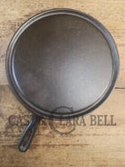 Make 90 year old grilled cheese! 1930-40’s Era lodge #9 Round Griddle. Awesome! SC24 Griddle