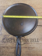 Make 90 year old grilled cheese! 1930-40’s Era lodge #9 Round Griddle. Awesome! SC24 Griddle