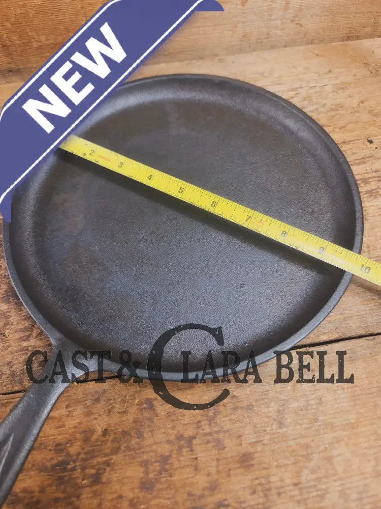 Make 90 year old grilled cheese! Earlier 1920’s era Lodge #8 Round Griddle Griddle