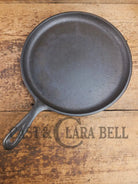 Make 90 year old grilled cheese! Earlier 1920’s era Lodge #8 Round Griddle Griddle