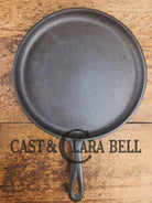Make 90 year old grilled cheese! Earlier 1920’s era Lodge #8 Round Griddle Griddle