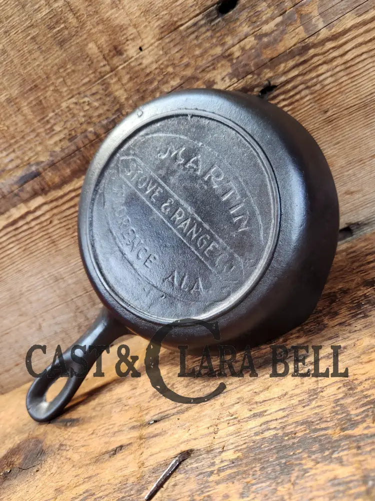 Martin Stove & Range Co. #3 Cast Iron Egg Skillet With ’Hamburger’ Logo