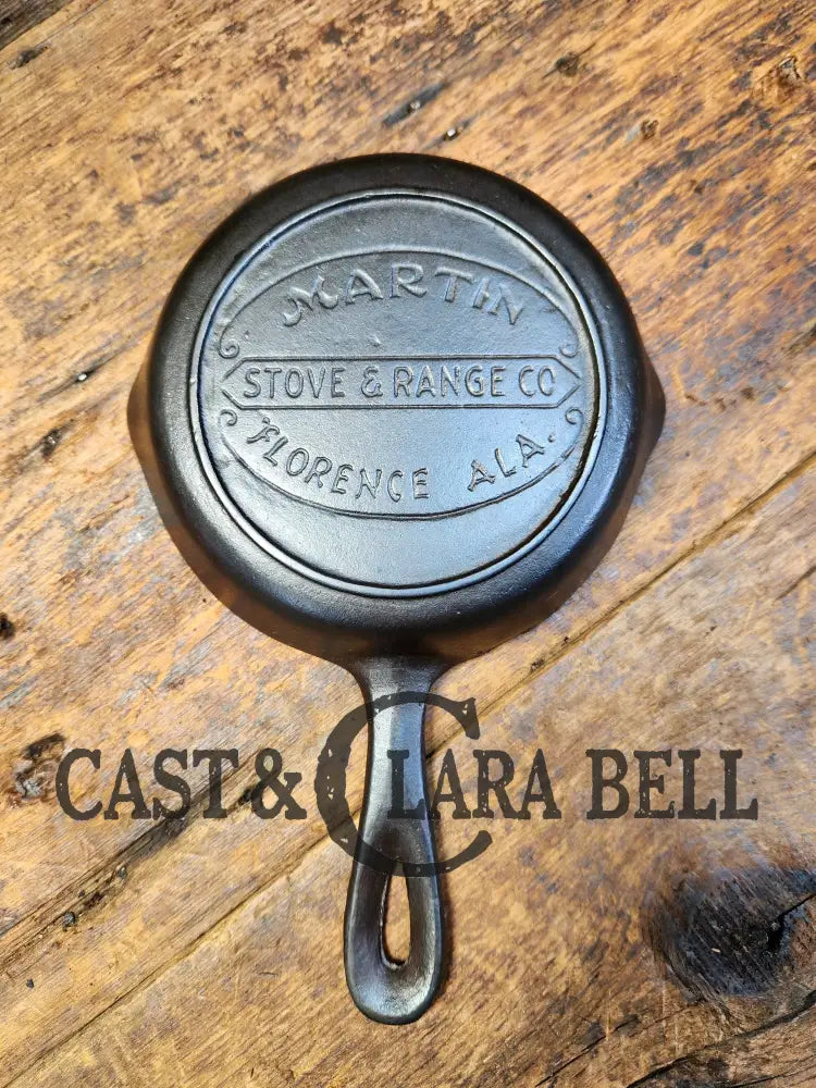 Martin Stove & Range Co. #3 Cast Iron Egg Skillet With ’Hamburger’ Logo