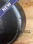 Martin Stove & Range Co. #8 Cast Iron Skillet with ’Hamburger’ Logo. Versatile and elegant Skillet