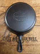 Martin Stove & Range Co. #8 Cast Iron Skillet with ’Hamburger’ Logo. Versatile and elegant Skillet