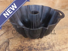 Mid 1900’s Lodge traditional style fluted cake pan - Bakeware