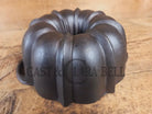 Mid 1900’s Lodge traditional style fluted cake pan - Bakeware