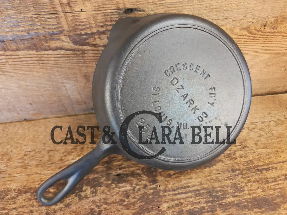 Midwest favorite! Missouri made Crescent Fndry ’Ozark’ #5 Cast Iron Skillet - Skillet