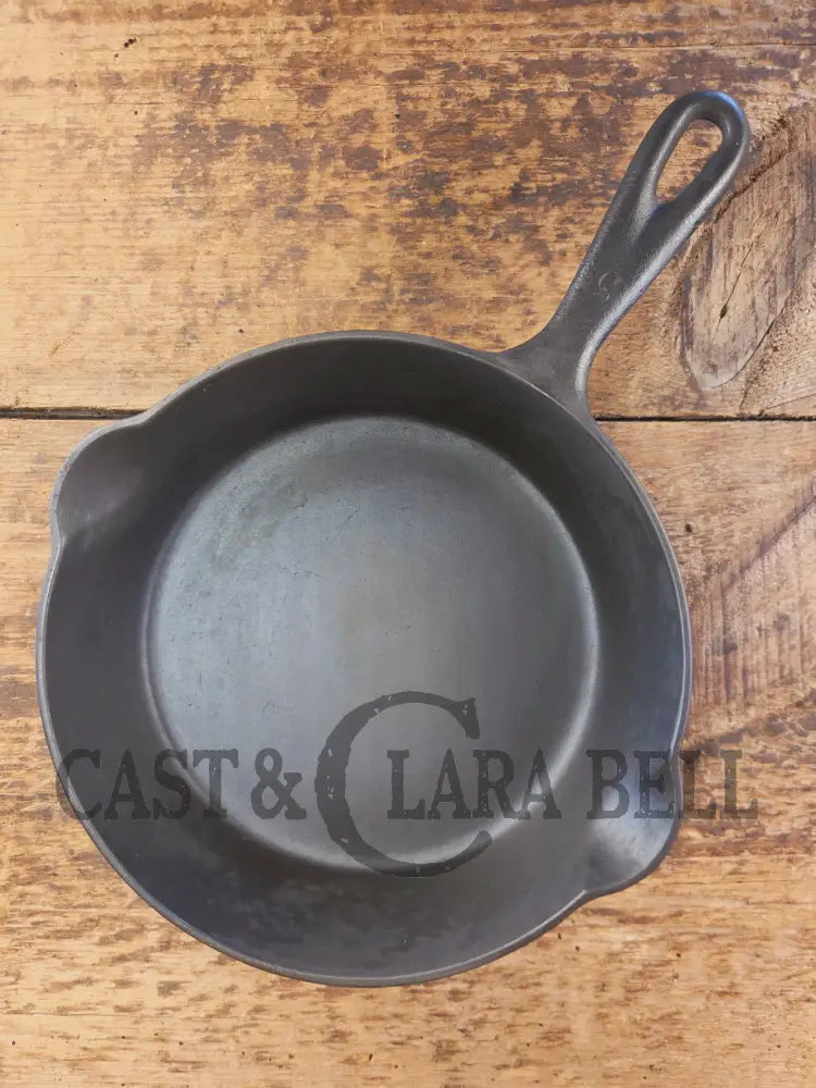 Midwest favorite! Missouri made Crescent Fndry ’Ozark’ #5 Cast Iron Skillet - Skillet