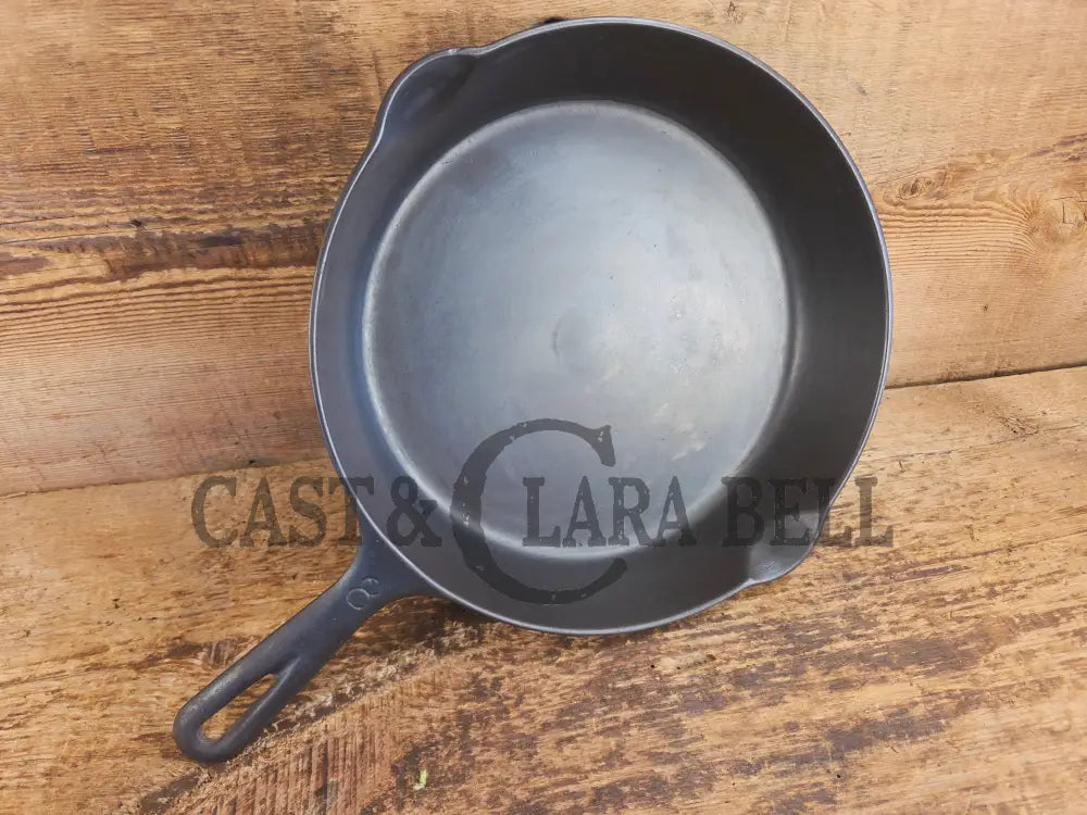 Midwest favorite! Missouri made Crescent Fndry ’Ozark’ #8 Cast Iron Skillet - Skillet