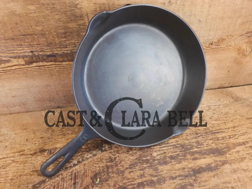 Midwest favorite! Missouri made Crescent Fndry ’Ozark’ #8 Cast Iron Skillet - Skillet
