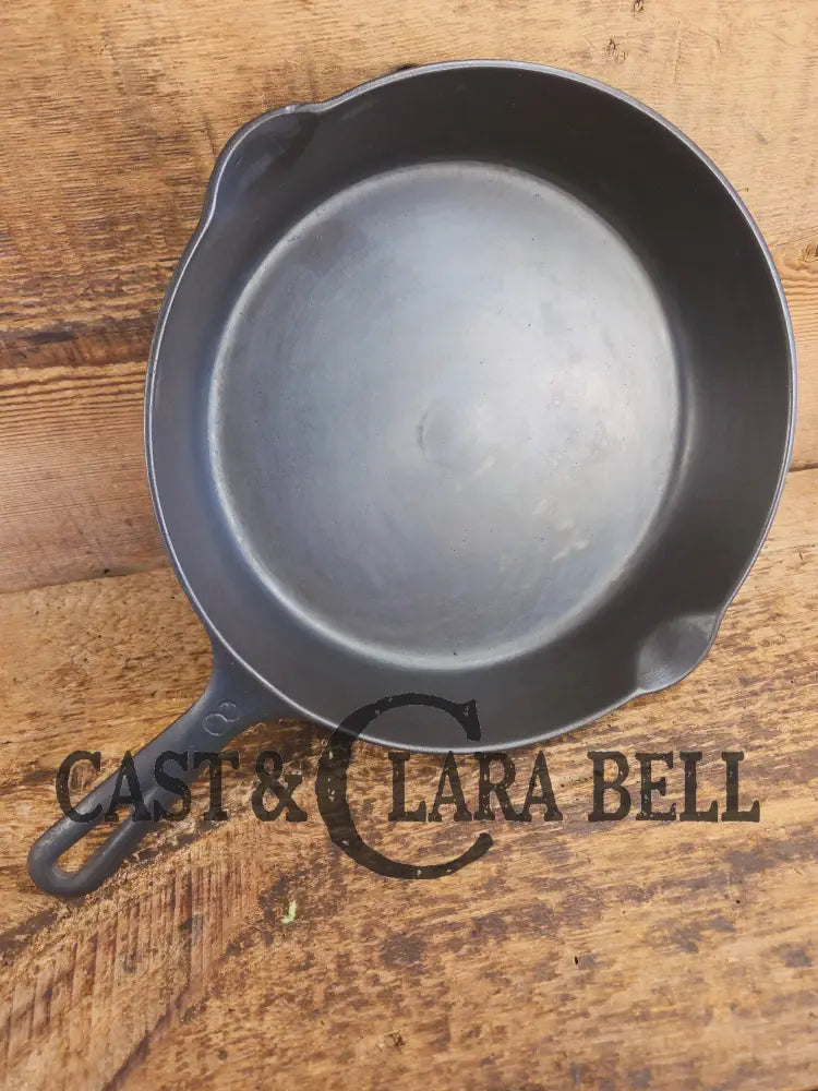 Midwest favorite! Missouri made Crescent Fndry ’Ozark’ #8 Cast Iron Skillet - Skillet