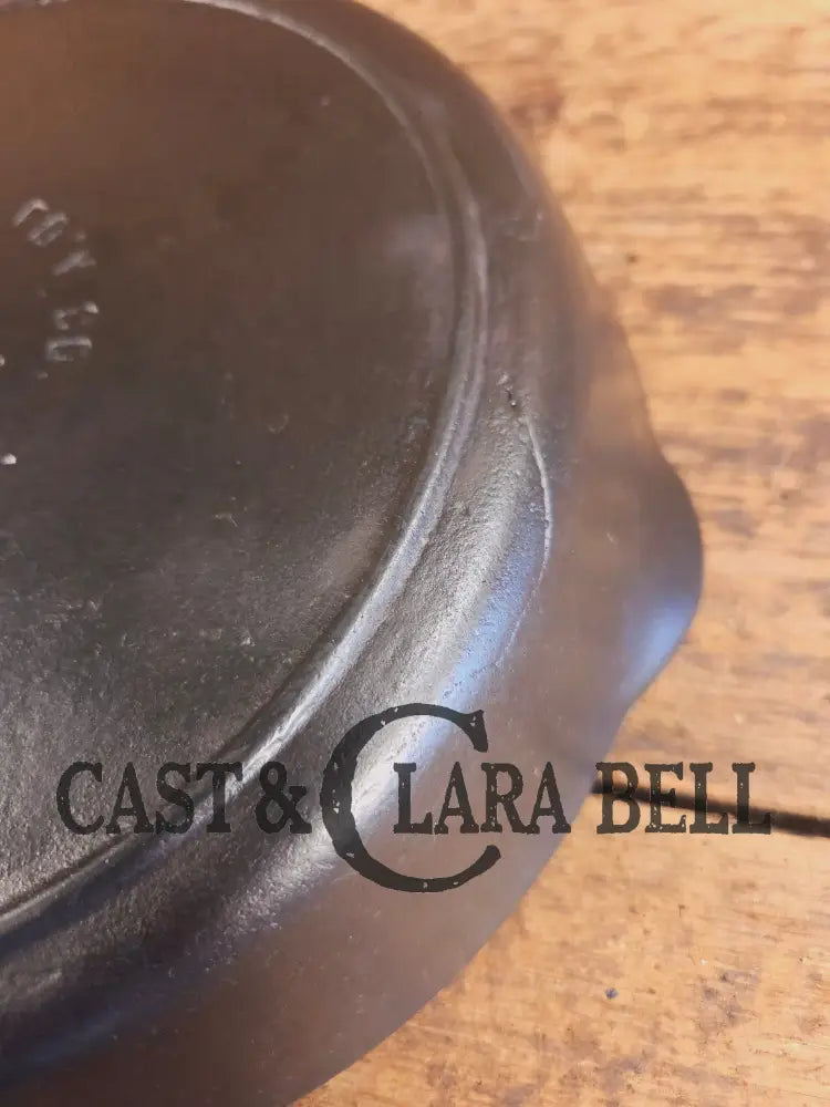 Midwest favorite! Missouri made Crescent Fndry ’Ozark’ #8 Cast Iron Skillet - Skillet