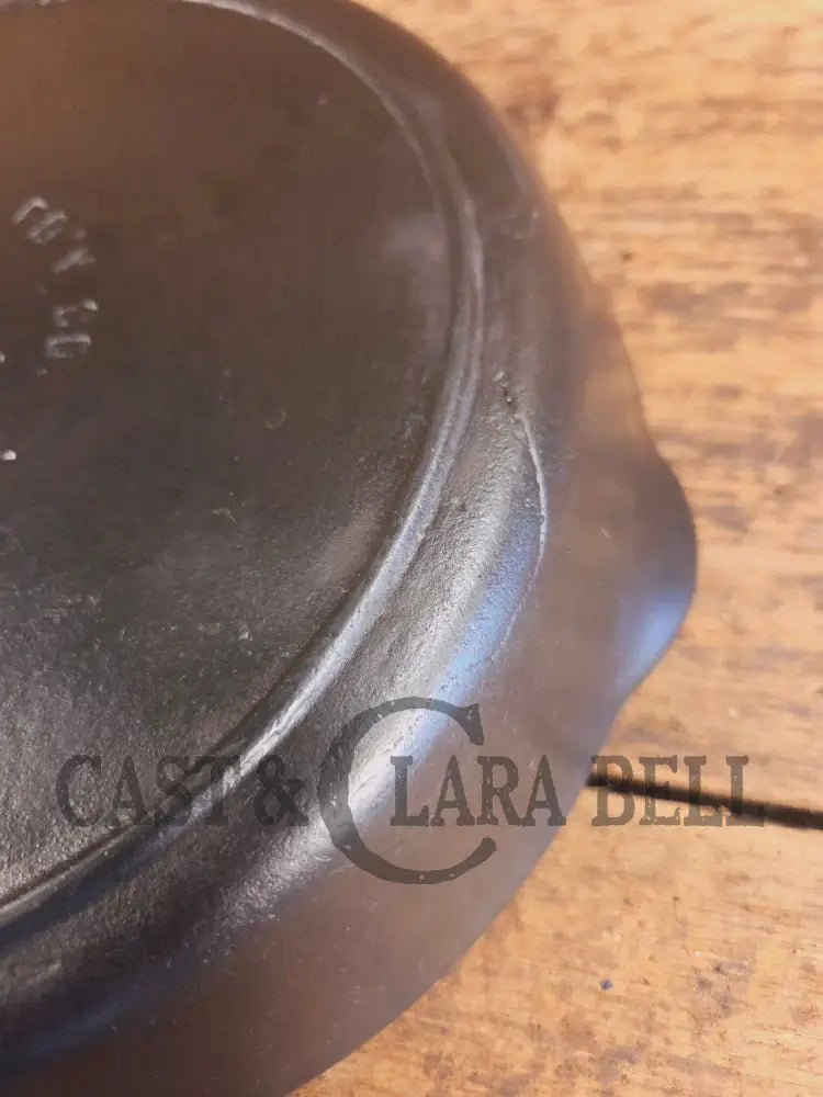 Midwest favorite! Missouri made Crescent Fndry ’Ozark’ #8 Cast Iron Skillet - Skillet
