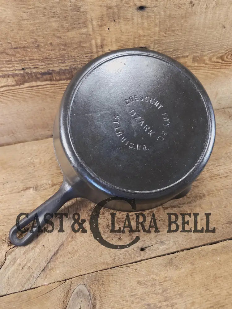 Midwest favorite! Missouri made Ozark #8 Deep Chicken Fryer Skillet. Fantastic piece great cooker for chili and breads!