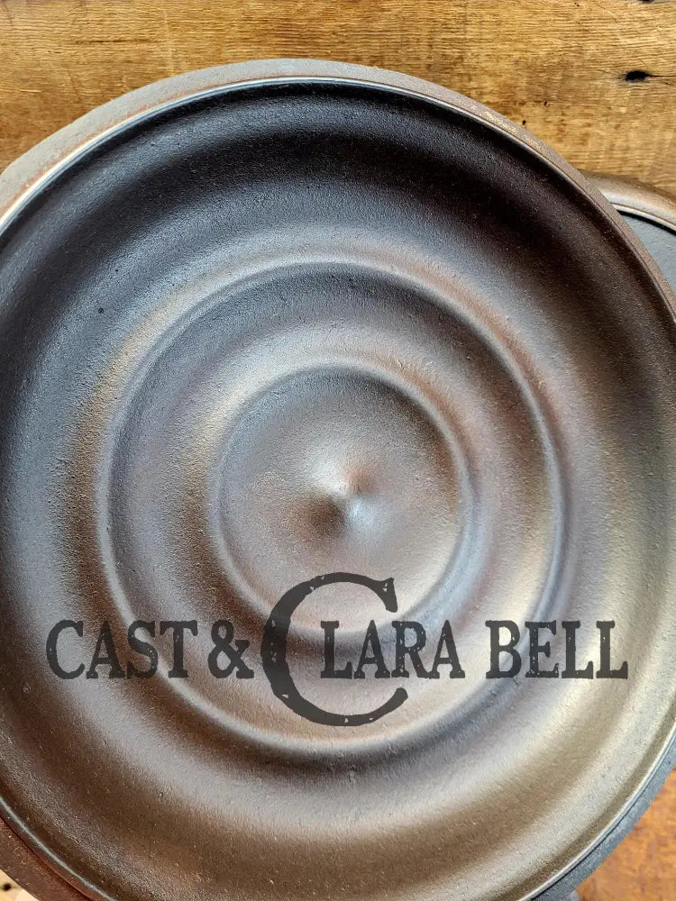 Midwest Favorite! Missouri Made Ozark #8 Dutch Oven. Fantastic Piece Great Cooker For Chili And