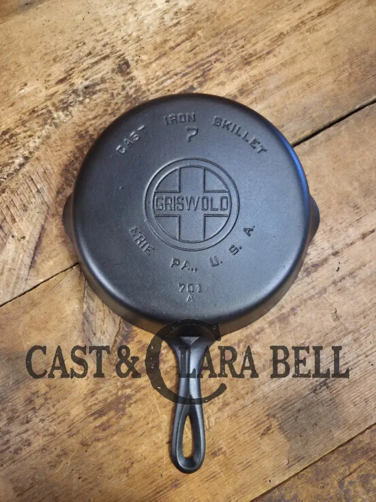Mint! 1930’s Griswold #7 Skillet with Large Block Logo and Smooth Bottom 701 A Skillet