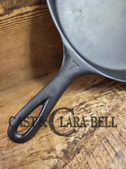Mint! 1930’s Griswold #7 Skillet with Large Block Logo and Smooth Bottom 701 A Skillet