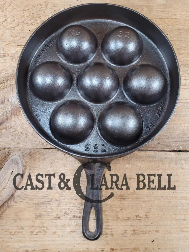 Mint And Trending! Beautiful Griswold No. 32 Cast Iron Aebleskiver 962. Awesome Poached Eggs!