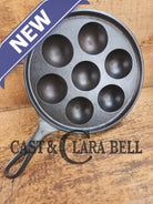 Mint and trending! Beautiful Griswold No. 32 Cast Iron Aebleskiver 962. Awesome poached eggs Skillet