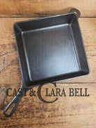 Mint condition 1940’s Griswold No. 768 A Square Utility Skillet. GREAT for cornbread and brownies! Skillet