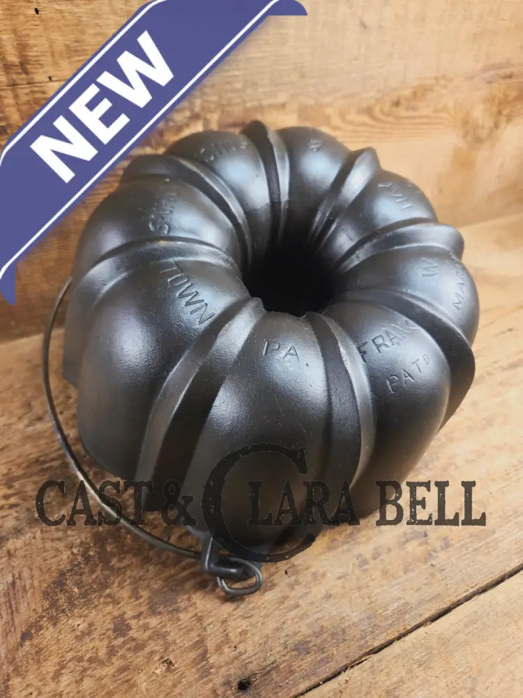 Mint Condition Collectors Piece! 1891 Patent Griswold made ’Frank Hay and Sons’ Bundt pan. Hard to find and Awesome for