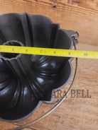 Mint Condition Collectors Piece! 1891 Patent Griswold made ’Frank Hay and Sons’ Bundt pan. Hard to find and Awesome for