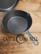 Mint Condition Hammered finish Lodge 4-In-1 star logo Combo Cooker. So versatile and elegant. Perfect gift or fully