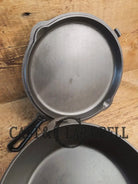 Mint Condition Hammered finish Lodge 4-In-1 star logo Combo Cooker. So versatile and elegant. Perfect gift or fully