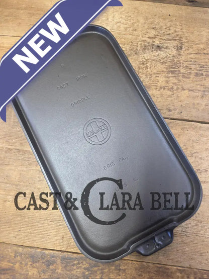 Mint condition looks brand new! 1930’s Griswold #8 Long cast iron griddle. 908 A. Great pancake griddle! Griddle