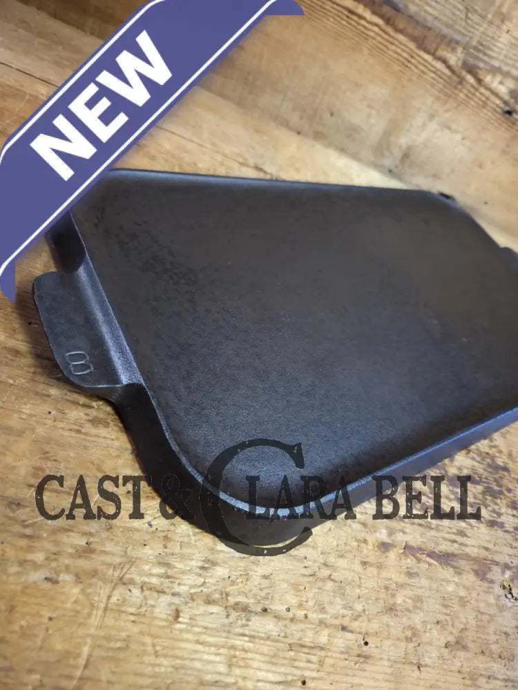 Mint condition looks brand new! 1930’s Griswold #8 Long cast iron griddle. 908 A. Great pancake griddle! Griddle