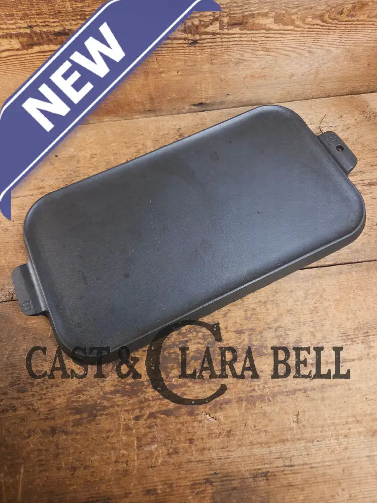 Mint condition looks brand new! 1930’s Griswold #8 Long cast iron griddle. 908 C. Great pancake griddle! Griddle