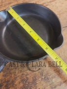 Must have! 1910’s Griswold #3 Egg Skillet with Large Block Logo and Heat Ring 709 B - Skillet