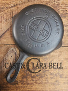Must have egg skillet! Griswold #3 Skillet with Large Block Logo 709 Skillet