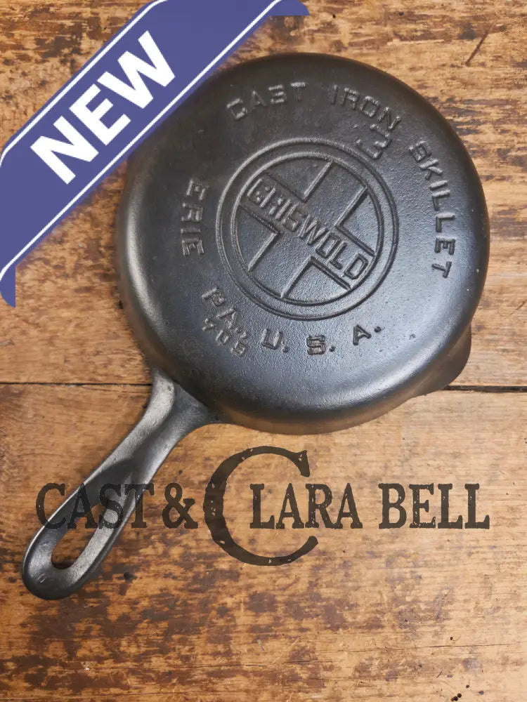 Must have egg skillet! Griswold #3 Skillet with Large Block Logo 709 Skillet