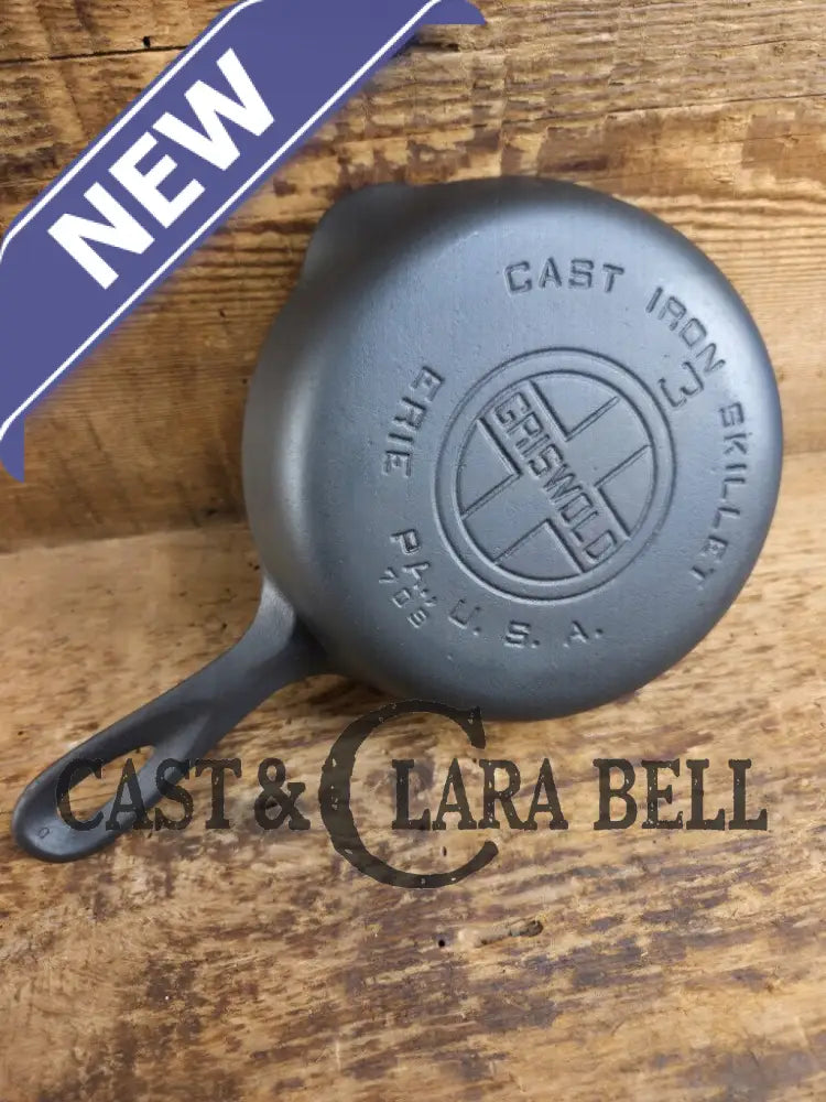 Must have egg skillet! Griswold #3 Skillet with Large Block Logo 709 Skillet