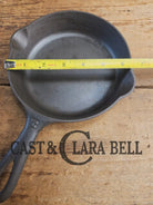 Must have egg skillet! Griswold #3 Skillet with Large Block Logo 709 A Skillet