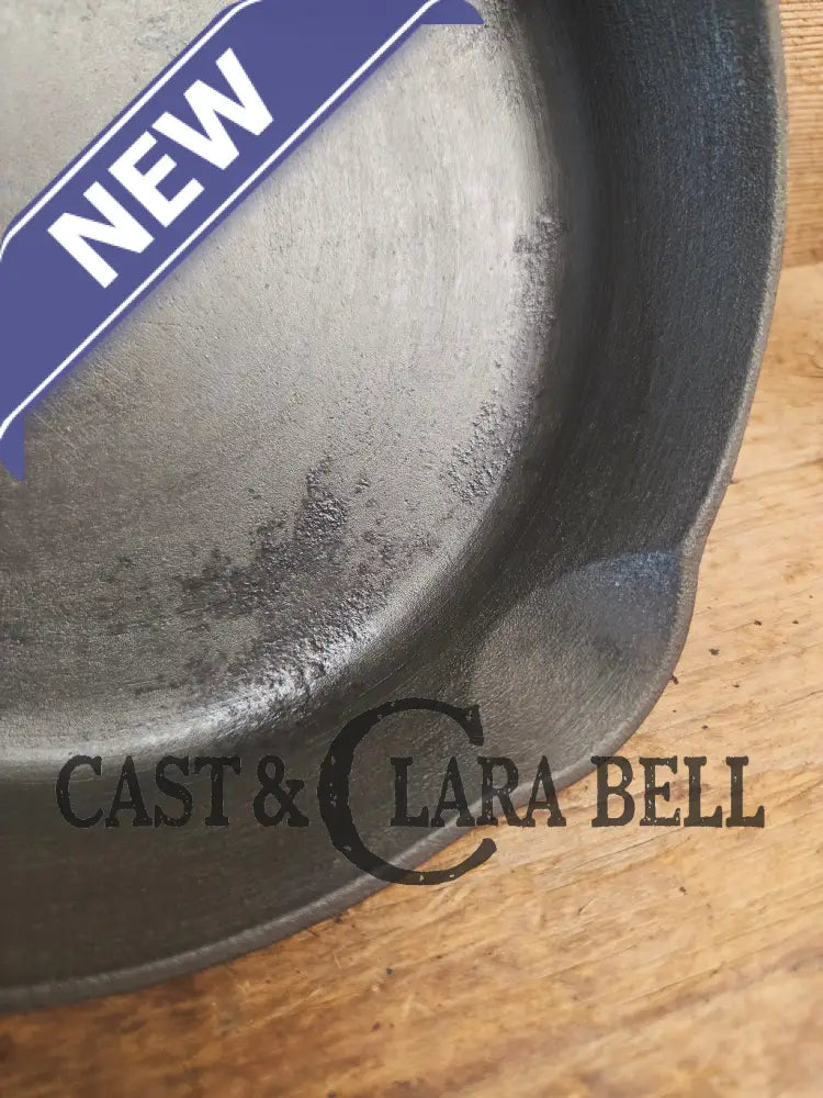 Must have egg skillet! Griswold #3 Skillet with Large Block Logo 709 A Skillet