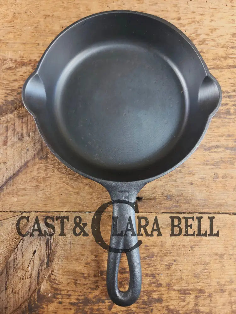 Must have egg skillet! Griswold #3 Skillet with Large Block Logo 709 A Skillet