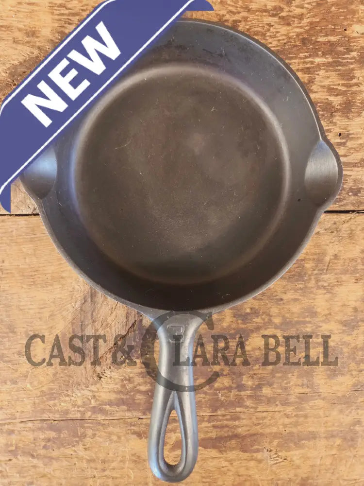 Must have egg skillet! Griswold #3 Skillet with Large Block Logo 709 A - Skillet