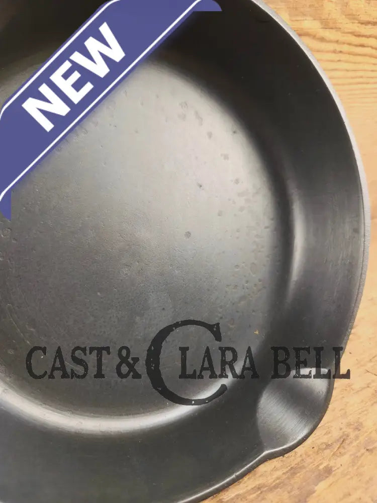 Must have egg skillet! Griswold #3 Skillet with Large Block Logo 709 A Skillet