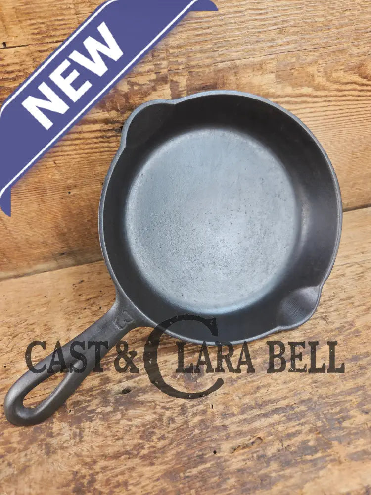 Must have egg skillet! Griswold #3 Skillet with Large Block Logo 709 B Skillet
